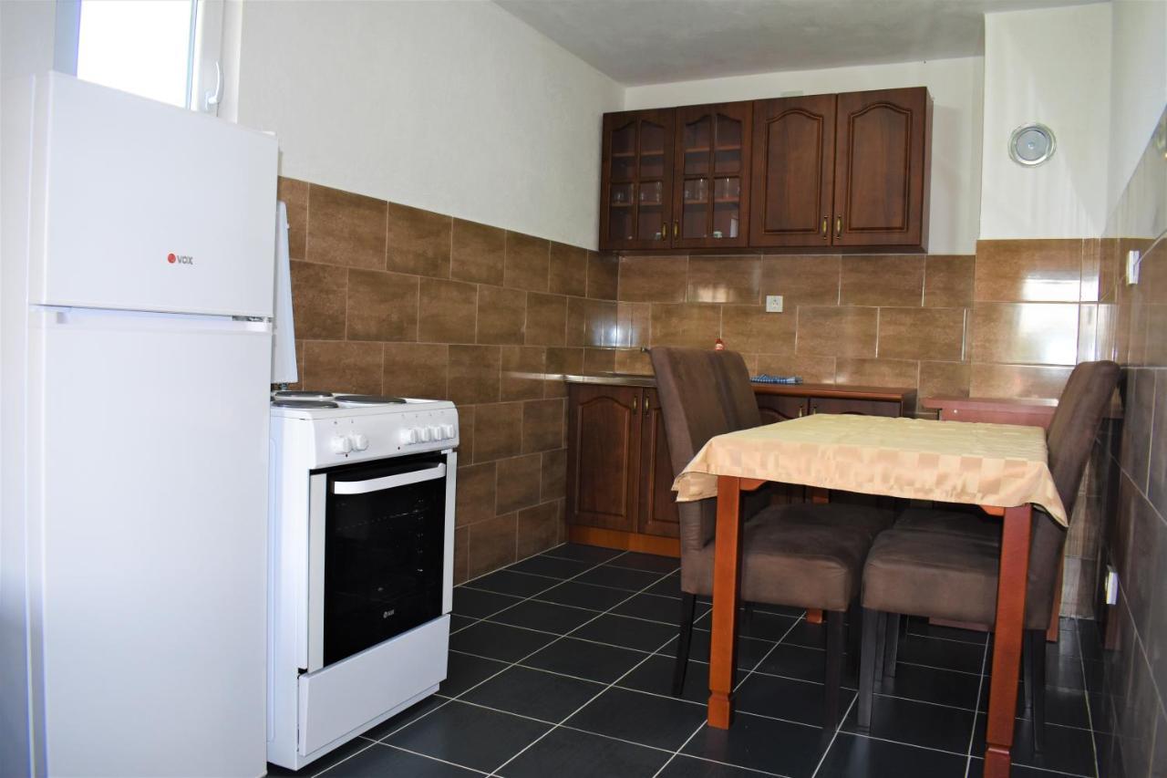 Apartmani Mitrovic Жабляк Екстер'єр фото